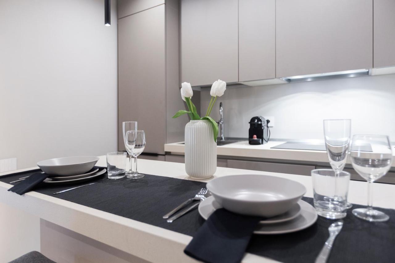 Ostia Holiday Greed Lounge Privee Екстериор снимка