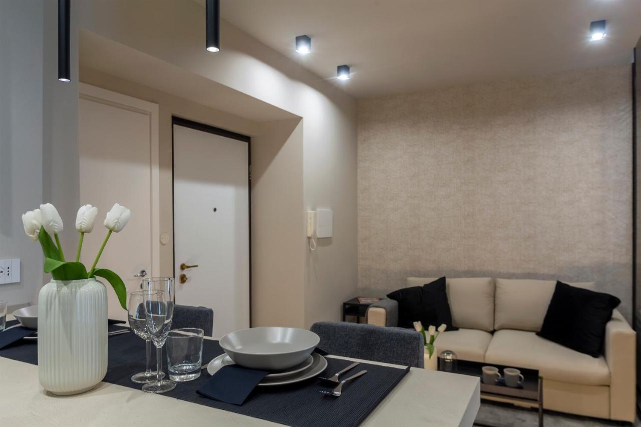 Ostia Holiday Greed Lounge Privee Екстериор снимка