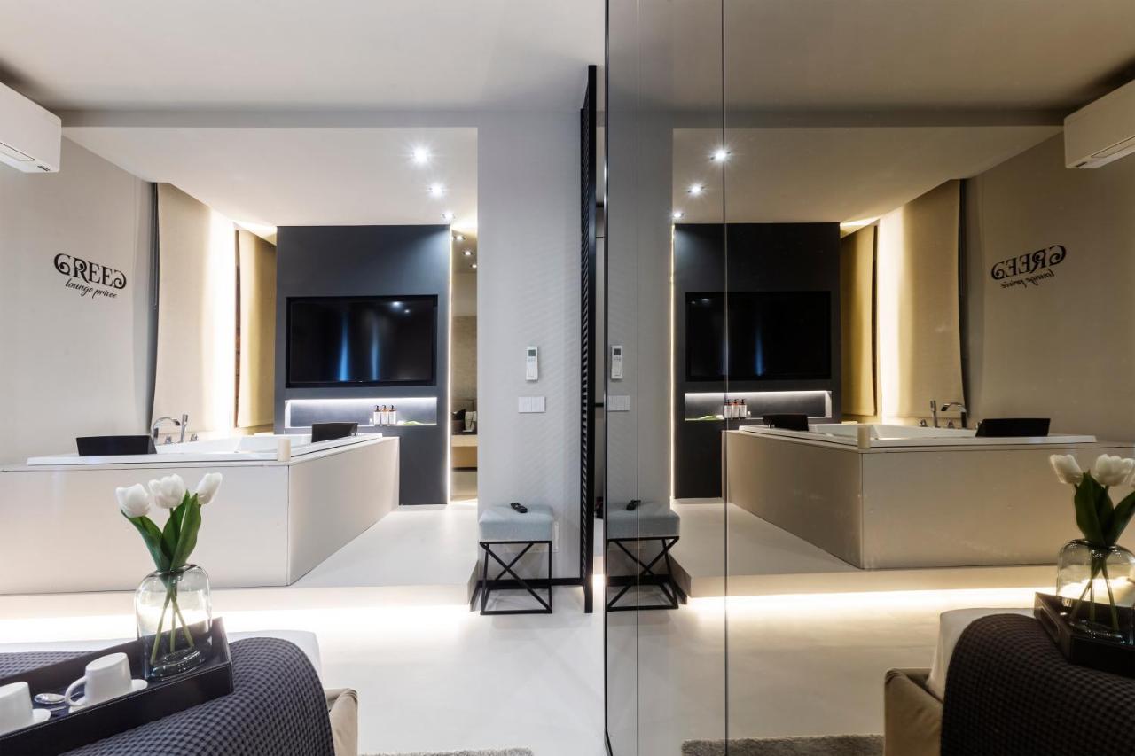 Ostia Holiday Greed Lounge Privee Екстериор снимка